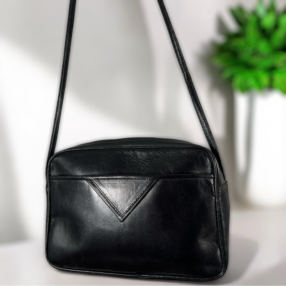 Vintage Jet Black Soft Italian Leather Shoulder Bag Purse